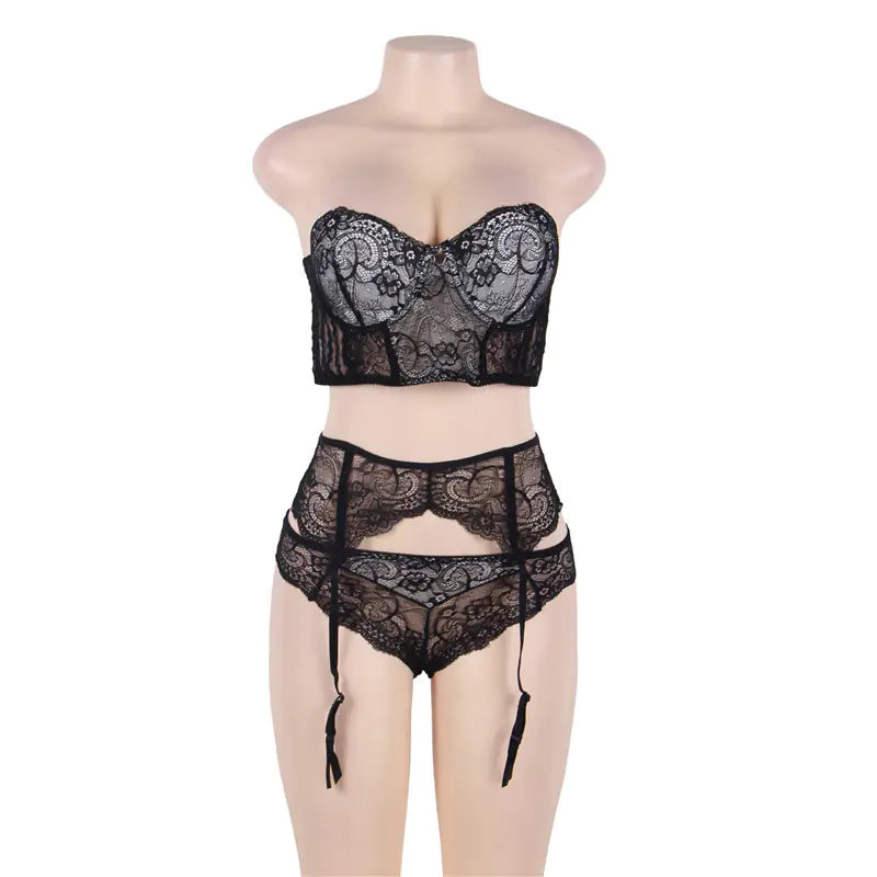 Lingerie Set with Bra, Garter, and Panties (Style 80457)