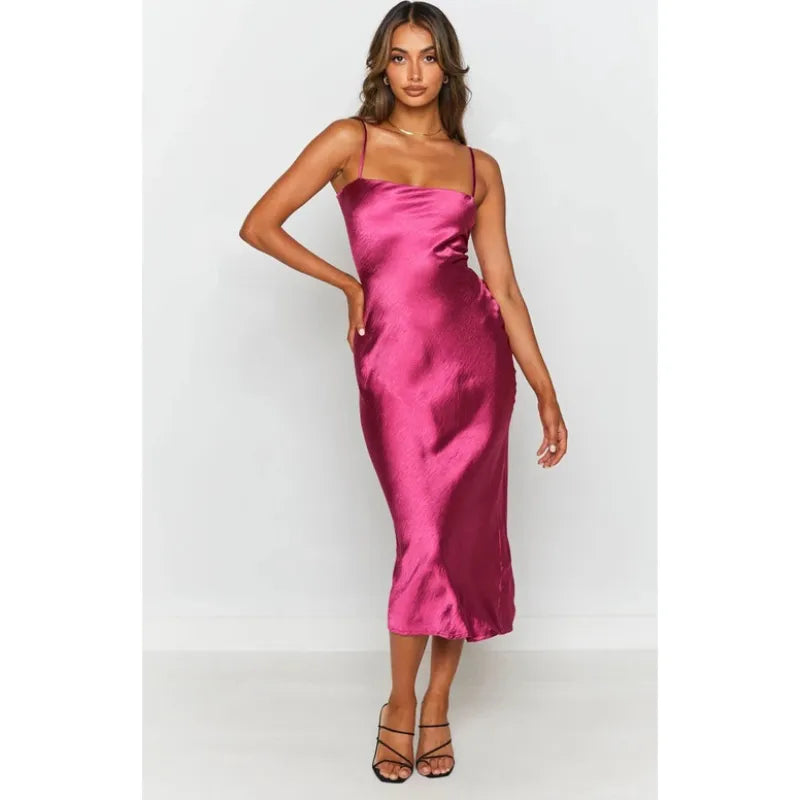 Socialite Style Slim-Fit Lace-Up Dress