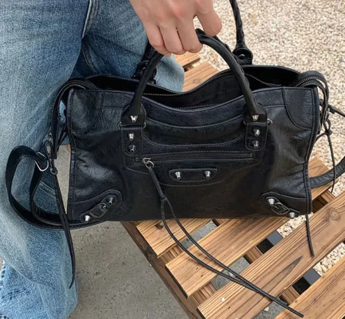 Body Shoulder Bag