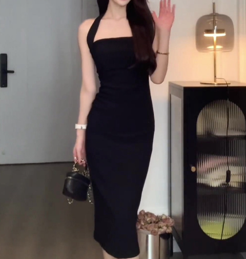 Backless Sleeveless Sexy Dress with Halter Neck Design