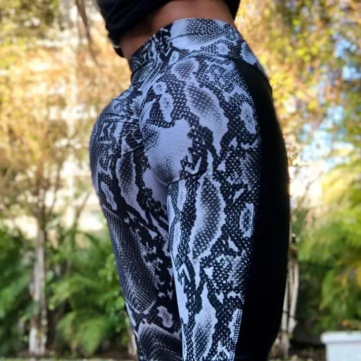 High Waisted Serpent Print Legging