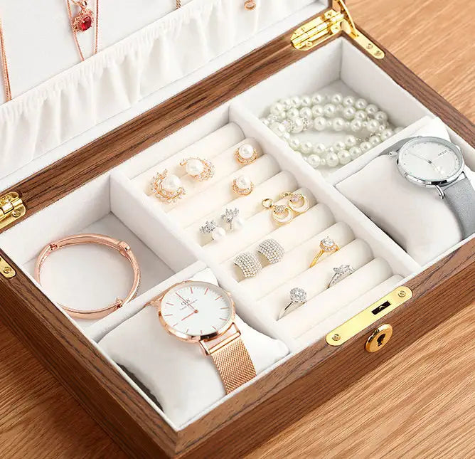 Wooden Jewelry Box/Jewelry Holder