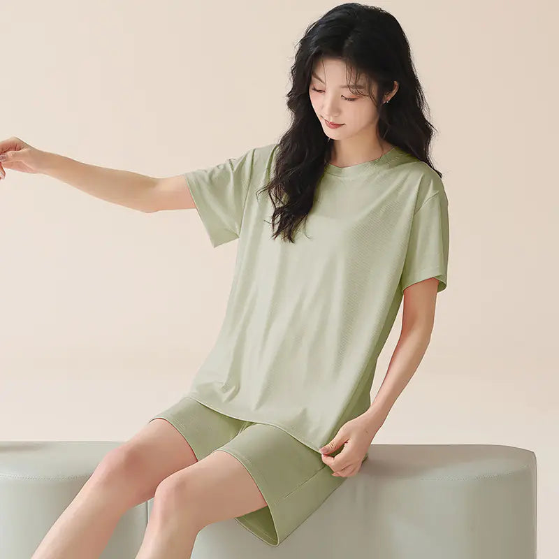 Summer Women's Sleepwear Set with Built-in Bra