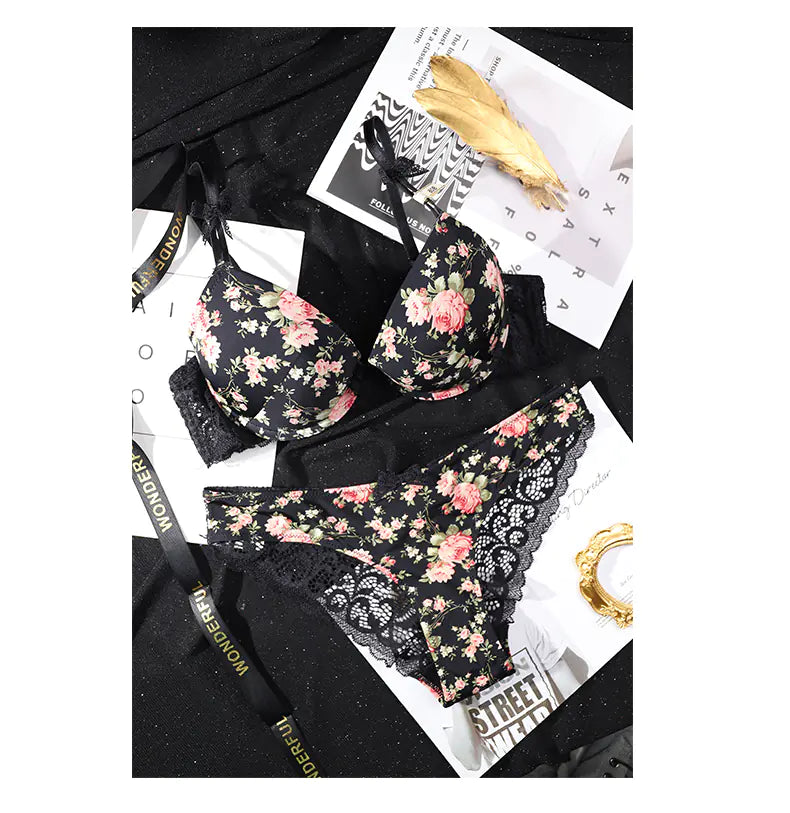 French Lace Edge Floral Print Bra Set for Women