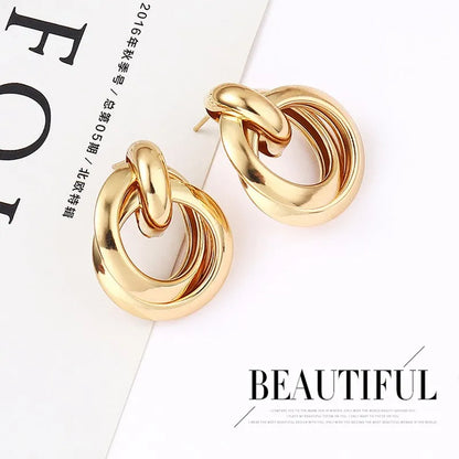 New Fashion Small Stud Earrings for Women Gold Color Metal Twisted Statement Earring Classic Simple Beautiful Jewelry Wholesale