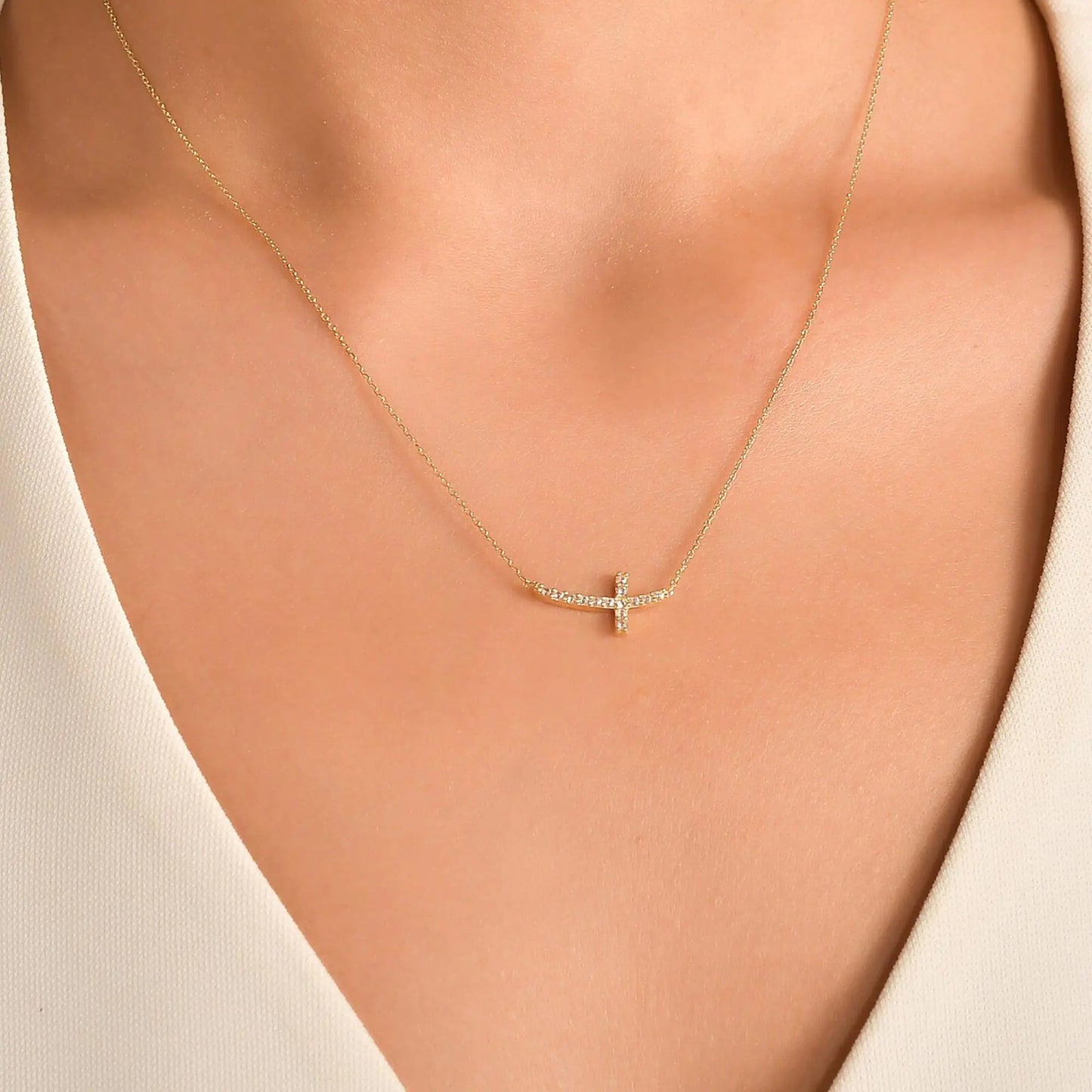 MONOZO Cross Necklace for Women，14K Gold Plated Cross Necklace Layered Gold Cross Necklace Tiny Sideway Cross Choker Necklace Gold Cross Necklaces for Women Trendy Gold Jewelry Gifts for Women Trendy Gold - Sideway Diamond Cross