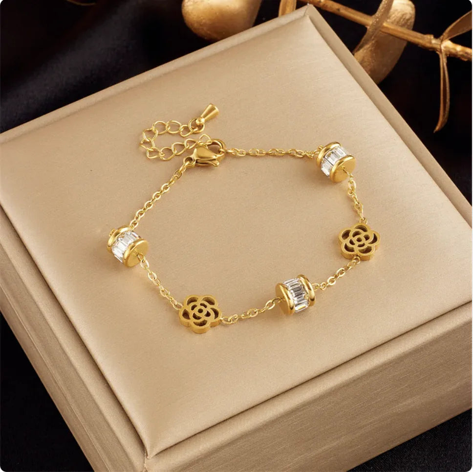 Gold-Plated Butterfly Pearl Rhinestone Bracelet