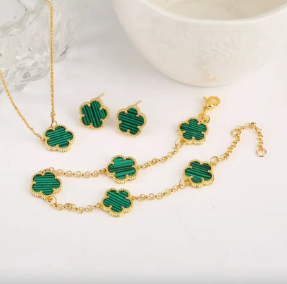 Copper-Plated Real Gold 3-Piece Jewelry Set – Lucky Pork Belly Petals Necklace, Ear Studs &amp; Bracelet