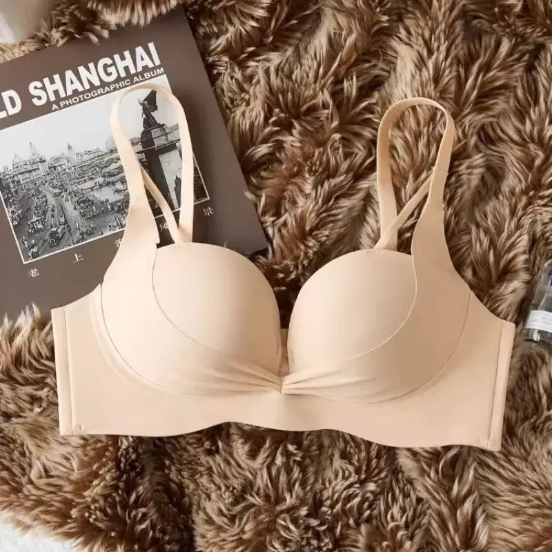 Seamless Women's Comfort Bra Set for Small Busts
