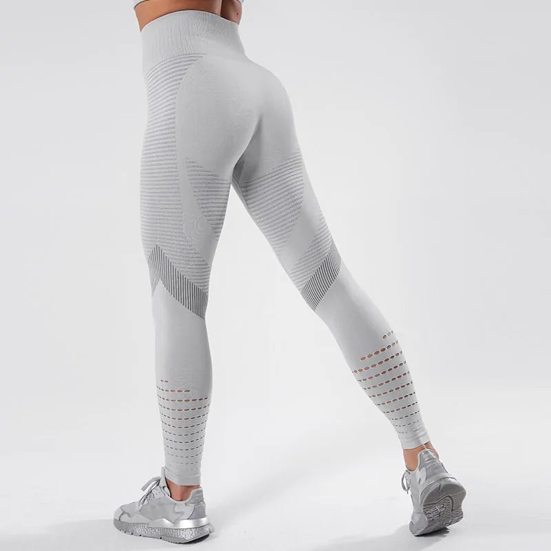 CHRLEISURE Seamless High Waist Push-Up Leggings: New Women&