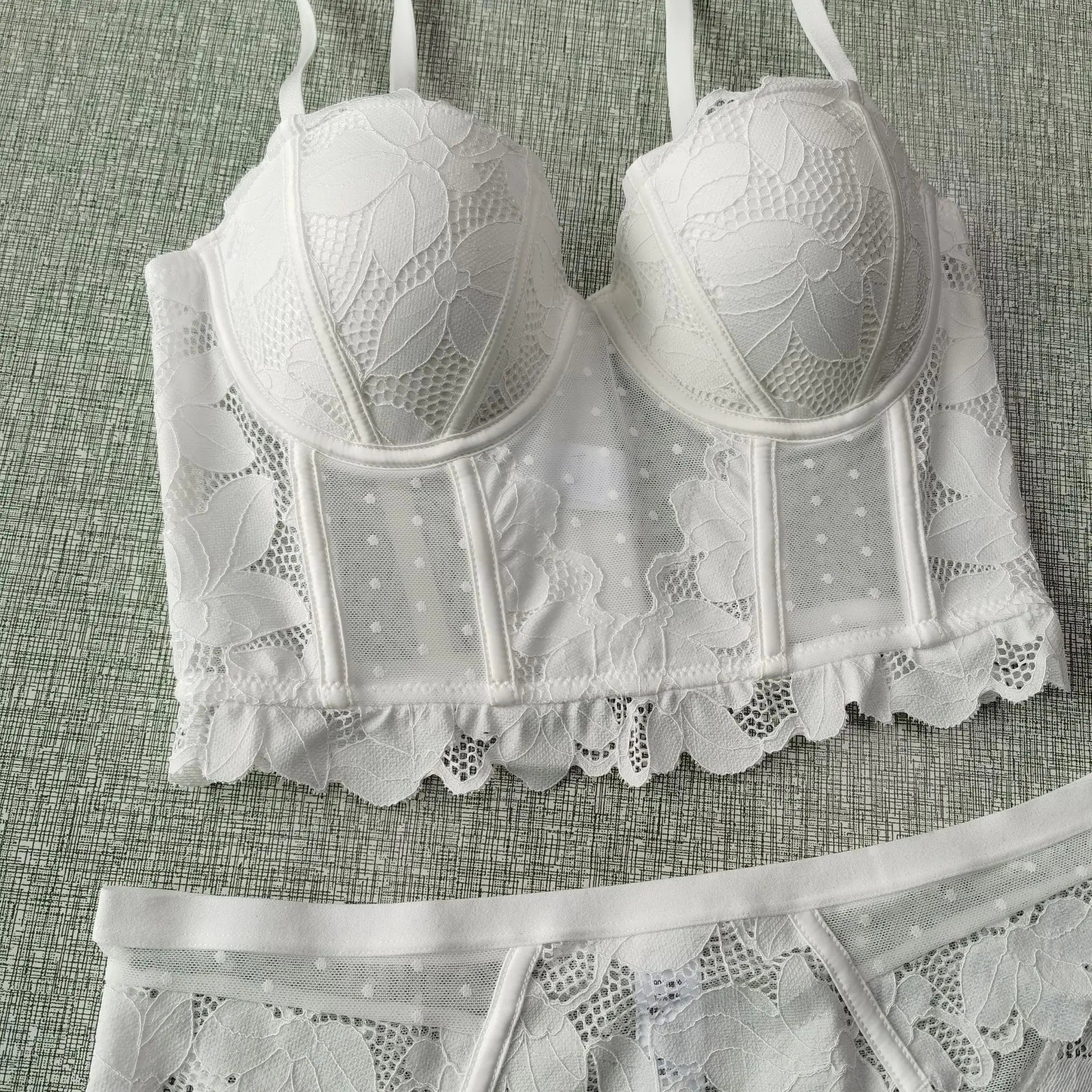 French Lace Fishbone Summer Lingerie Set with Bra