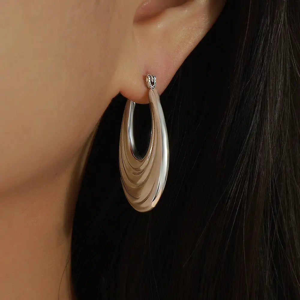 18K Gold Crescent Design Earrings